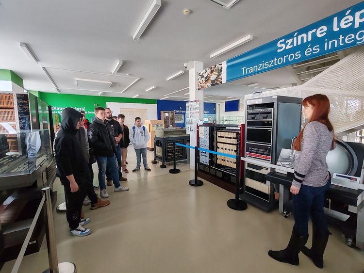 10.b osztályunkkal rendhagyó informatikatörténeti szakmai kiránduláson vettünk részt