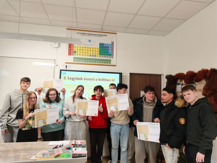 Nébih rendhagyó tanórák: Élelmiszerpazarlás, élelmiszerbiztonság témakörben